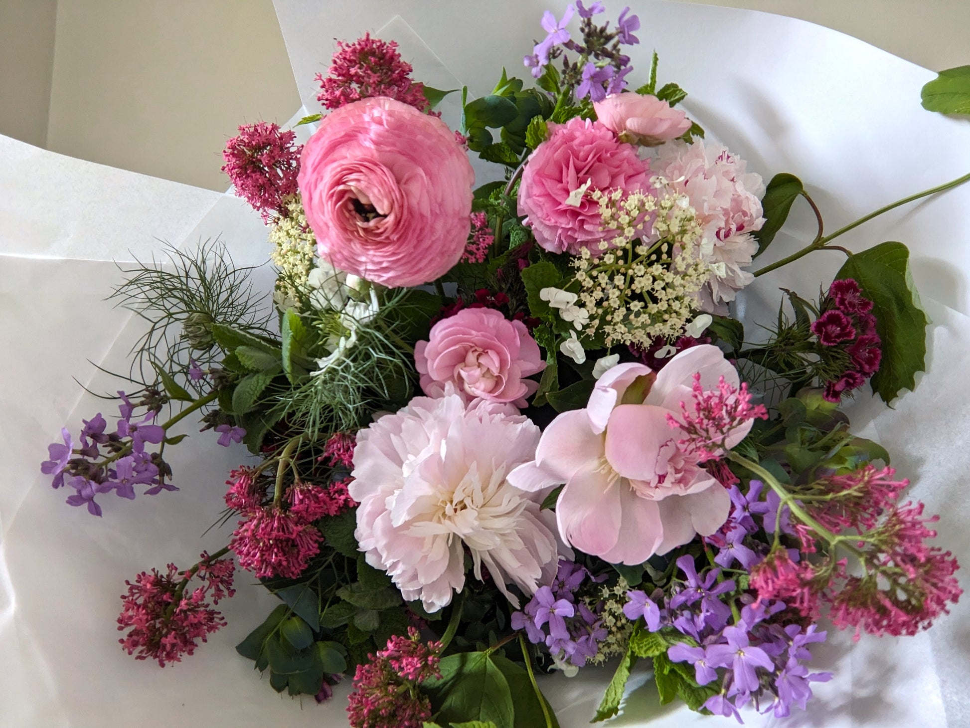 pink and purple fresh flower bouquet